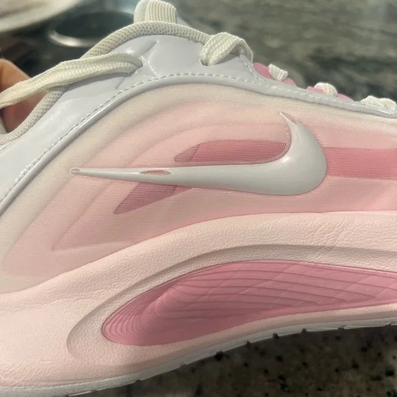 Nike A’One Women’s basketball shoes Wht/Prfct Pnk/Prism Pnk - Picture 7 of 8